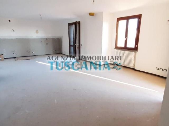 Casa in vendita a Cecina, Toscana