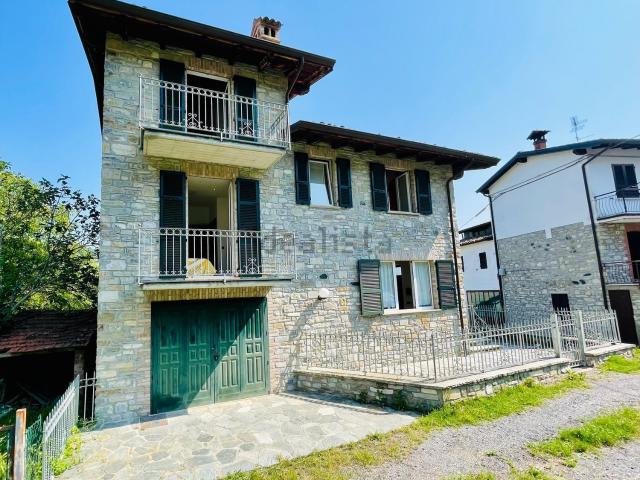 Casa in vendita a Cascina Balzago, Bobbio