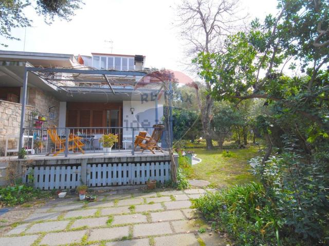 Casa in vendita a Baratti, Piombino