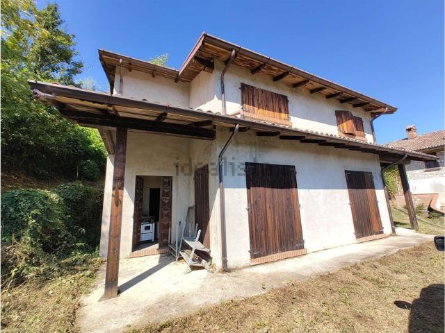 Casa in vendita a Gropparello, Reggio Emilia