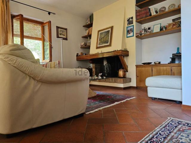 Casa in vendita a Londa, Firenze
