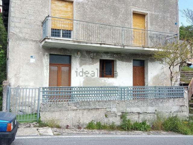 Casa in vendita a Calabria, Cosenza