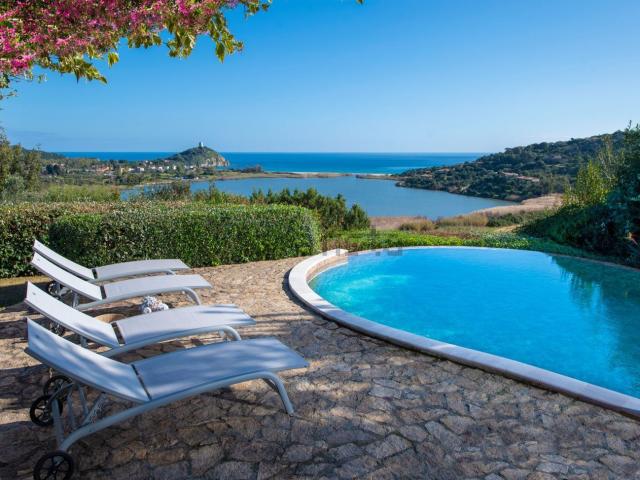 Casa in vendita a Domus De Maria, Sardigna/Sardegna