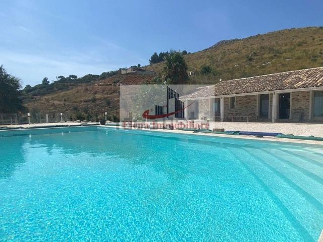 Casa in vendita a Castellammare Del Golfo, Sicilia