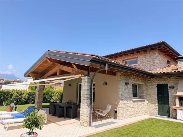 Casa in vendita a Crociale, Manerba Del Garda