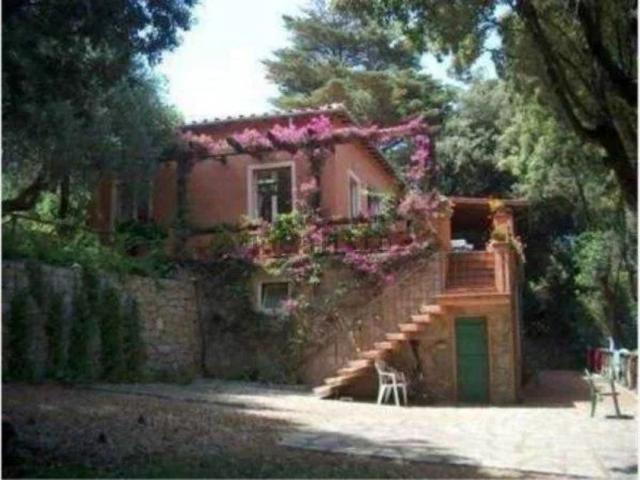 Casa in vendita a Marciana, Toscana