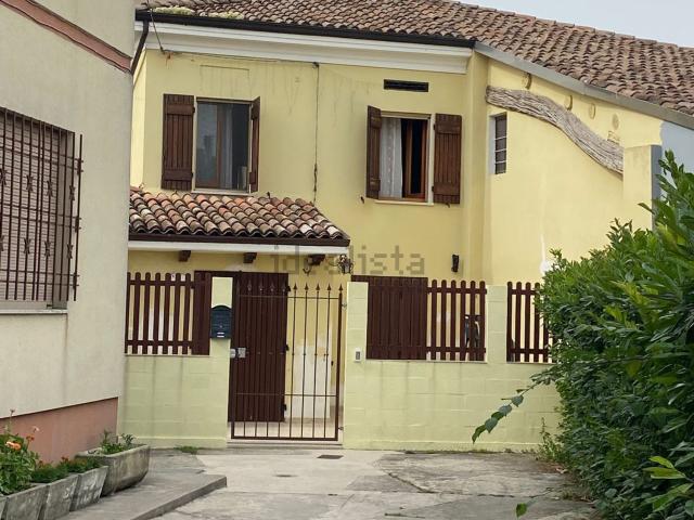 Casa in vendita a Bassa Reggiana, Re