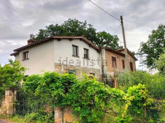 Casa in vendita a Piegaro, Umbria