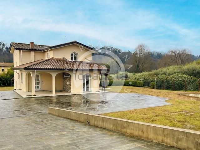 Casa in vendita a Paganico, Capannori