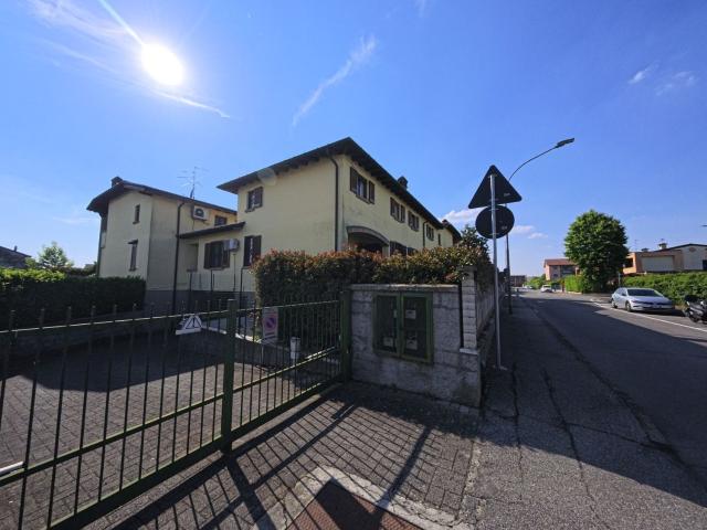 Casa in vendita a Ospedaletto Lodigiano, Lombardia
