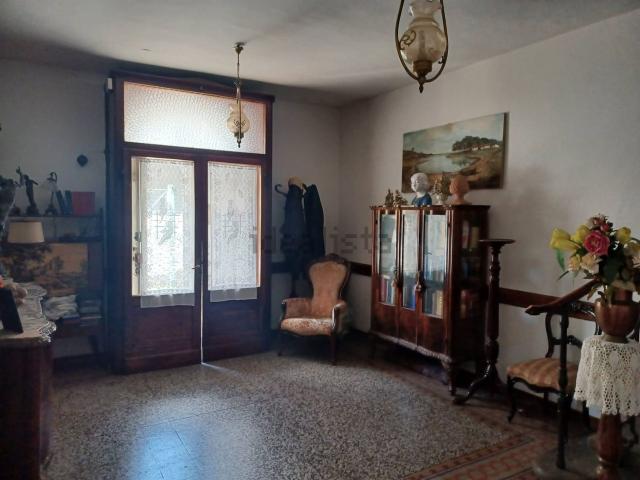 Casa in vendita a Piazza, Pistoia