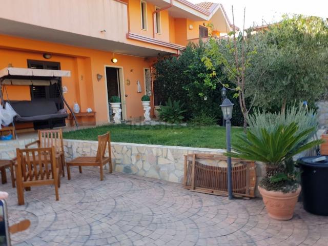 Casa in vendita a San Bartolo, Calabria