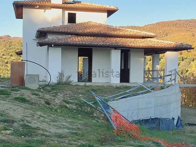 Casa in vendita a Palazzo Del Pero, Toscana