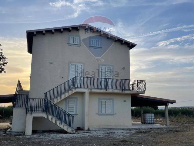 Casa in vendita a Arizza, Cava D'aliga