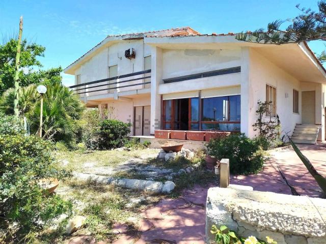 Casa in vendita a Torre di Mezzo, Santa Croce Camerina