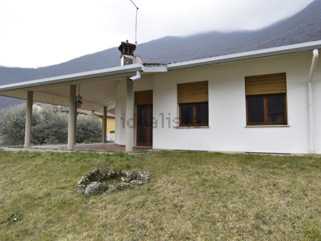 Casa in vendita a Bassano Del Grappa, Veneto