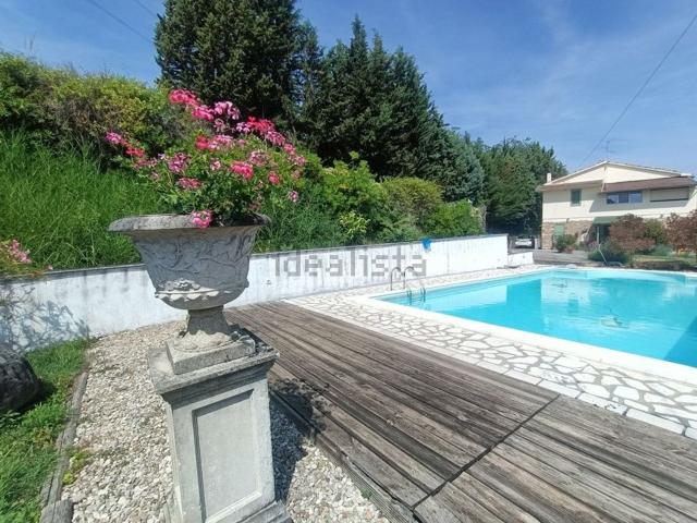 Casa in vendita a Penne, Abruzzo
