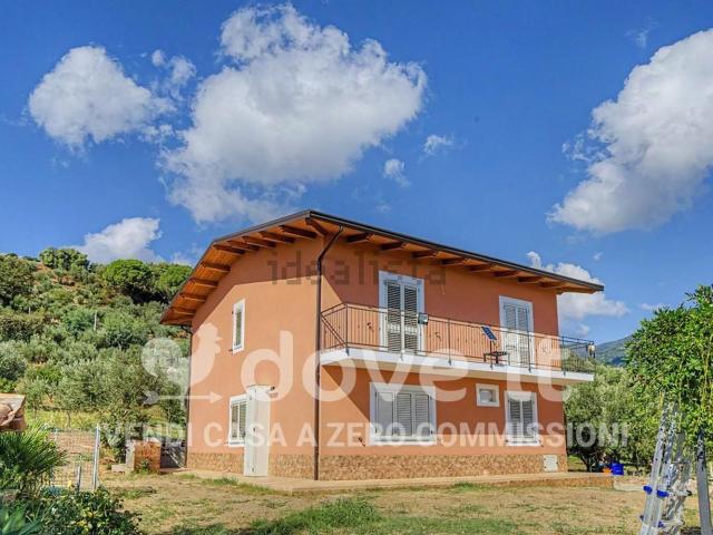 Casa in vendita a Castiglione Marittimo, Falerna
