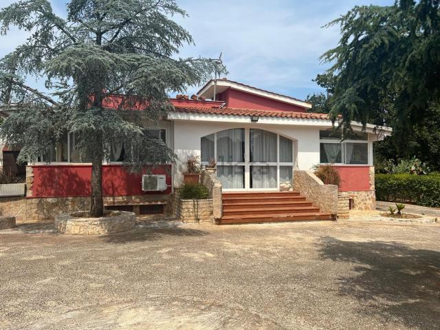 Casa in vendita a Puglia, Bari