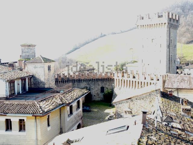 Casa in vendita a Vernasca, Reggio Emilia