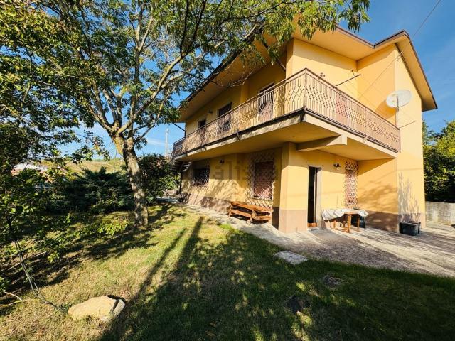 Casa in vendita a Donceto, Travo