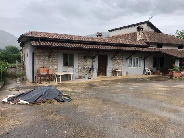 Casa in vendita a Amaseno, Lazio