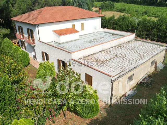 Casa in vendita a Castiglion Fiorentino, Toscana