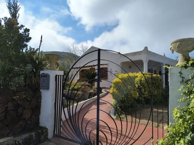 Casa in vendita a Panarea, Sicilia