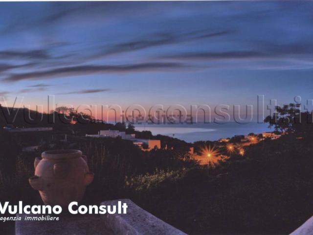 Casa in vendita a Malfa, Sicilia