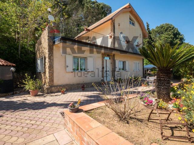 Casa in vendita a Piazza, Sicilia