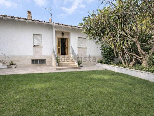Casa in vendita a Marche, Ancona