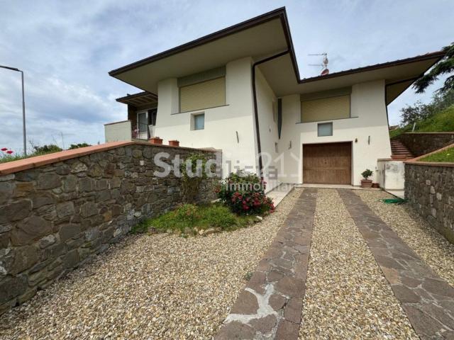 Casa in vendita a San Donato in Fronzano, Reggello
