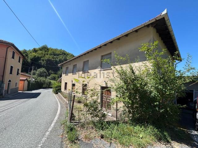 Casa in vendita a Sant'olcese, Liguria