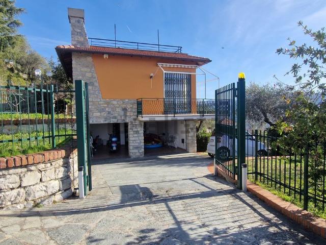 Casa in vendita a San Bartolomeo, Leivi