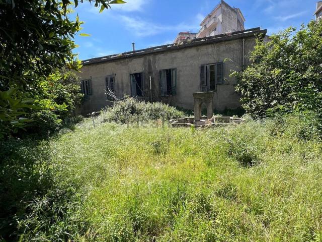 Casa in vendita a Barcellona, Barcellona Pozzo Di Gotto