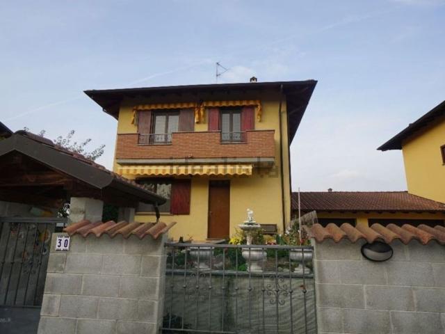 Casa in vendita a Cilavegna, Pavia