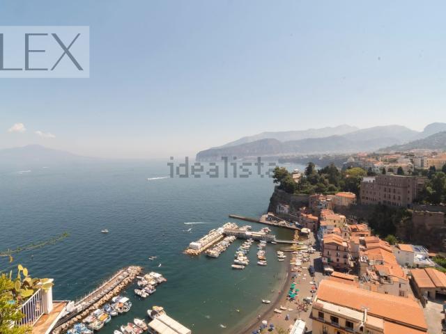Casa in vendita a Sorrento, Campania