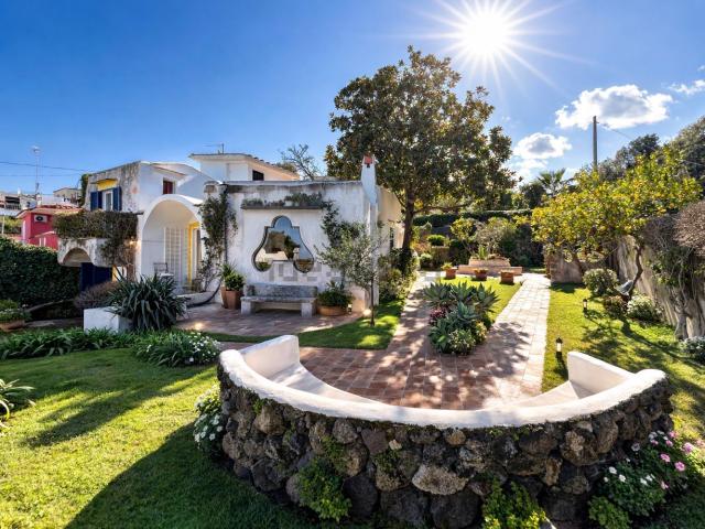 Casa in vendita a Ischia, Campania
