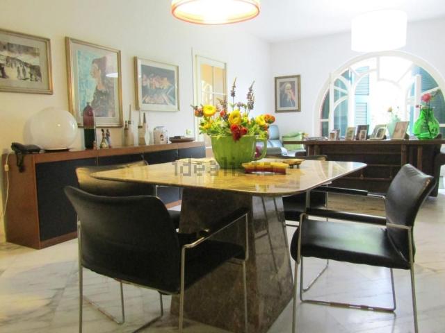 Casa in vendita a Marina di Carrara, Carrara