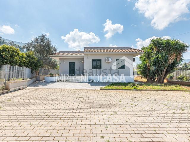 Casa in vendita a Villaggio Sommariva, Capaci