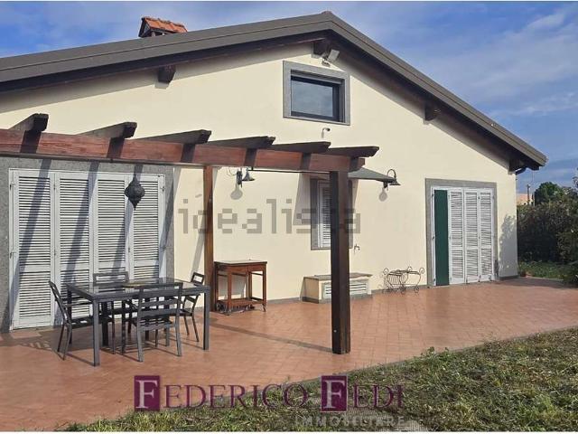 Casa in vendita a Prato, Toscana
