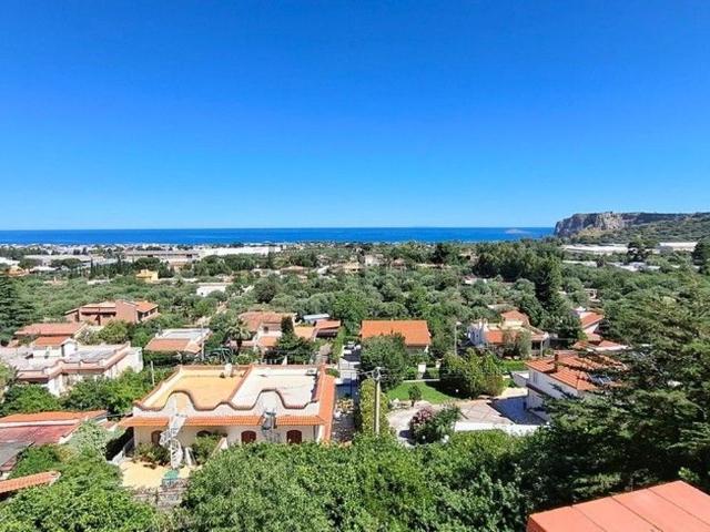 Casa in vendita a Carini, Sicilia