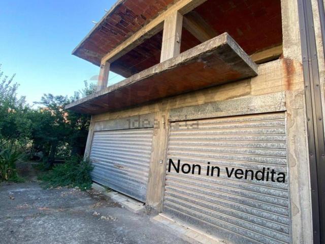 Casa in vendita a Pace del Mela, Messina