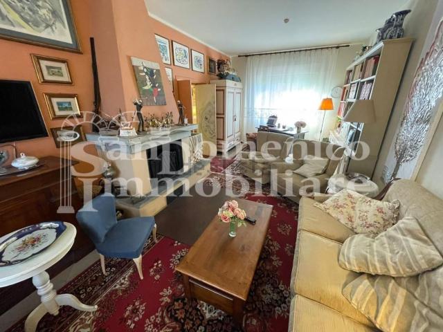 Casa in vendita a Marciana, Cascina