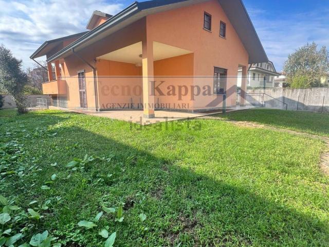 Casa in vendita a Cernusco Sul Naviglio