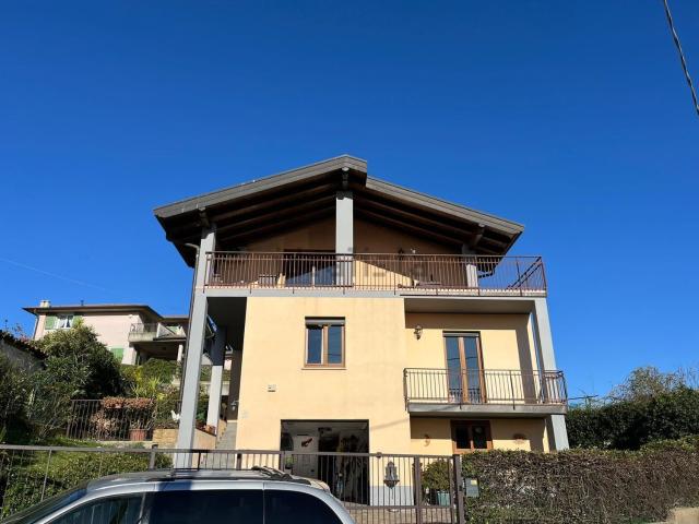 Casa in vendita a San Fermo Della Battaglia, Lombardia