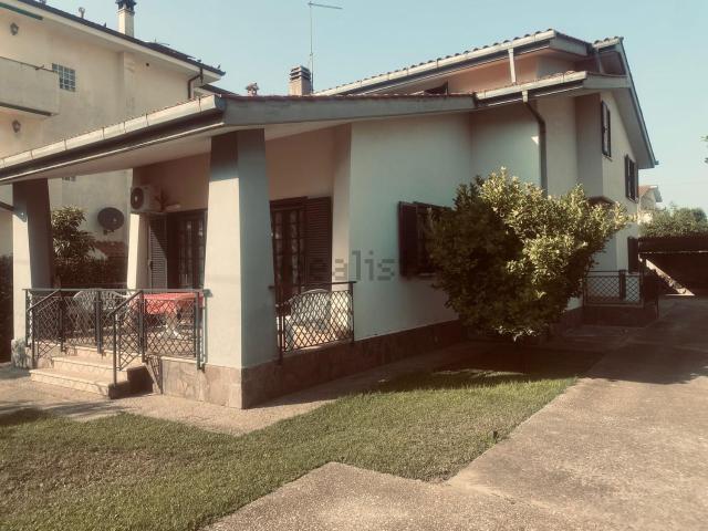 Casa in vendita a Primavera, Roma Capitale