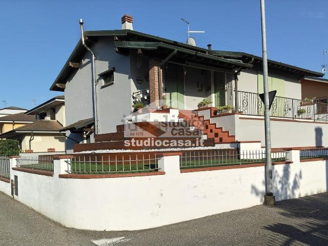 Casa in vendita a Montodine, Lombardia
