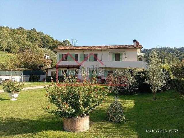 Casa in vendita a Marignana, Camaiore