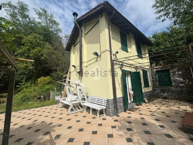 Casa in vendita a Le rocche di Santa Maria, Rapallo